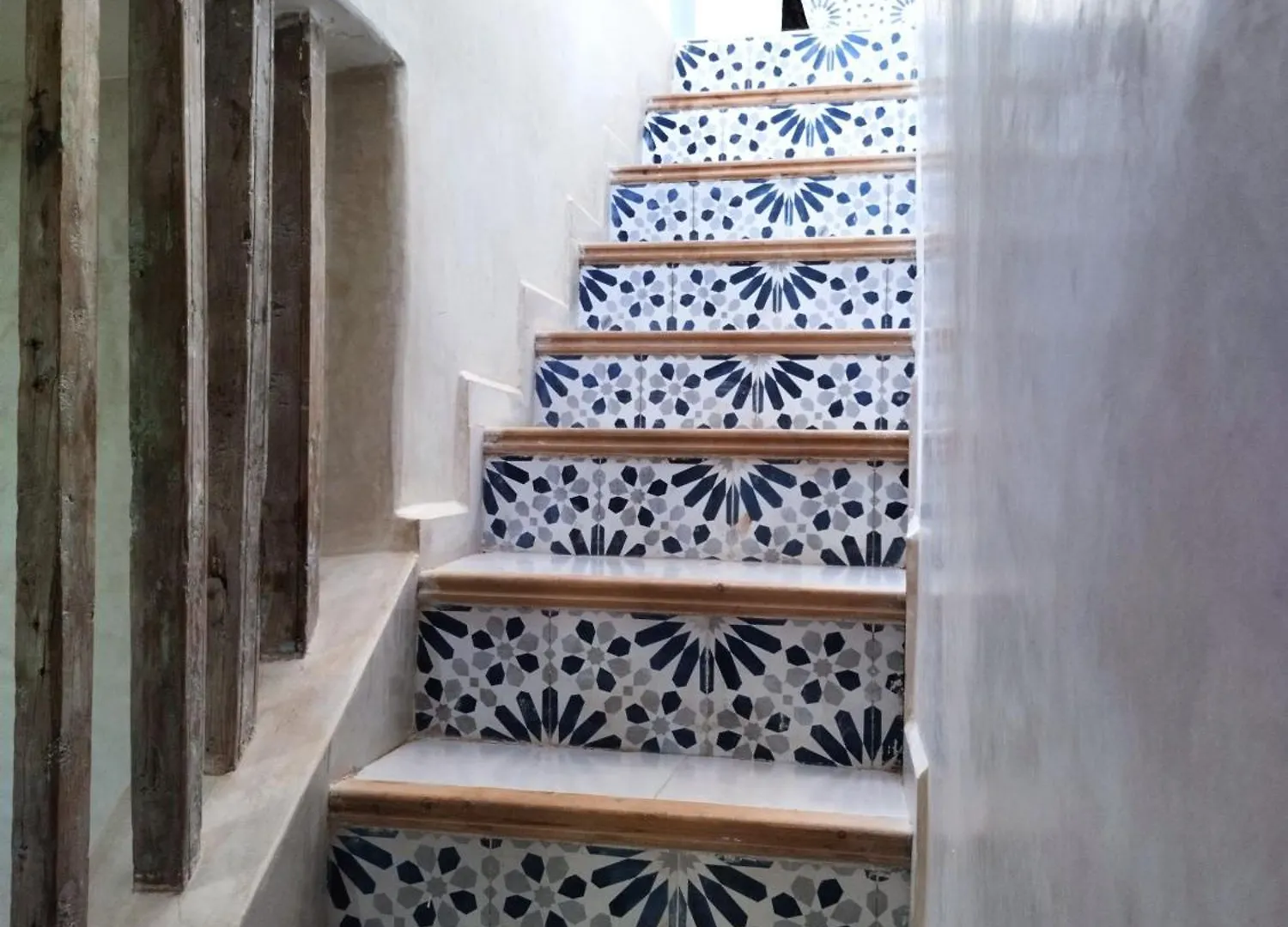 Villa Iyad Szavíra
